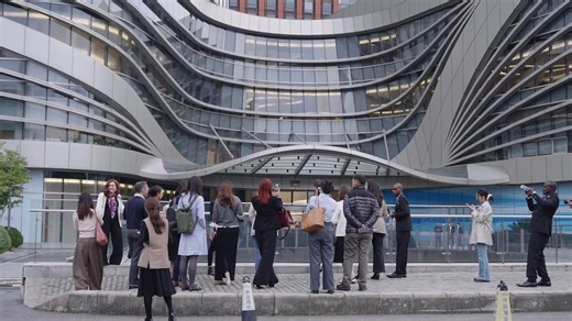 COSCO Shipping global employees' Shanghai experience Where does the "magic" of Shanghai lie in the eyes of foreigners? Embark on an exploration journey to Shanghai together with COSCO Shipping global employees! #COSCOSHIPPING | China Matters