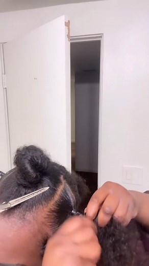 3 Super Cute Hairstyles to Rock with Our Drawstring Ponytail! ✨ Easy, stylish, and ready in minutes—save this reel! Find the drawstring ponytail that can be styled just like your own hair on our website (link in bio) 👆🏽 If you are not sure which texture works with your hair, feel free to DM us some pics for suggestions 🥰 . . #betterlength #drawstringponytail #protectivestyle #naturalhairstyle | Betterlength