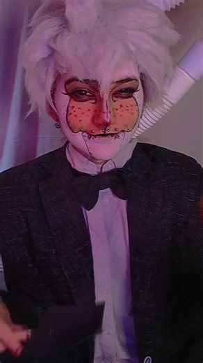 Roaring Knight: Clean-O-Vac Cosplay Revealed