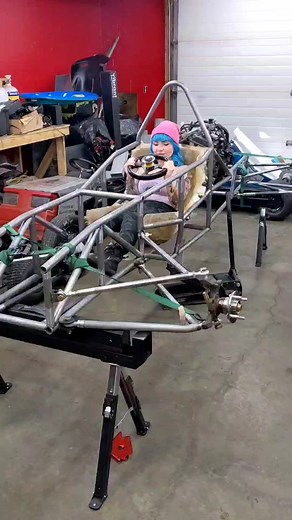 Alien Trash Kitty is included. | Boosted lifestyle