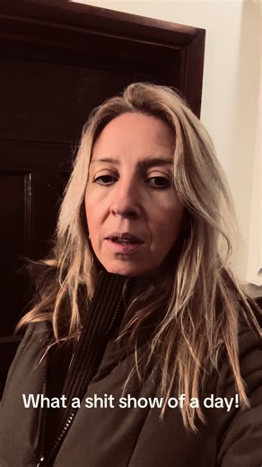 Car MOT failure, toaster explosions, walking 3 miles to radio show, lost bags and mud, lots of mud! #mud #dog #carfail #hike #viral