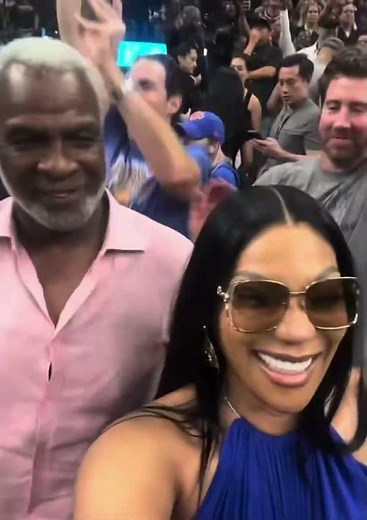 Charles Oakley Celebrates The Knicks Championship!
