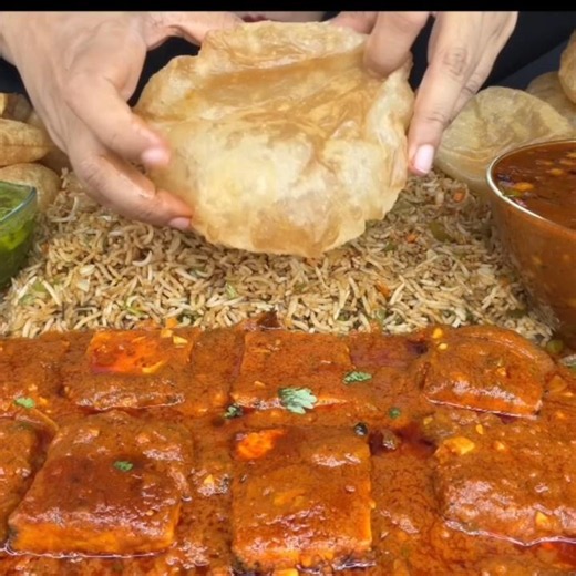 Cholle poori, panipuri 🩷😍🔥 @SpiceASMR #mukbang #indianfood #cholle#poori#spicy #eating#asmrfood