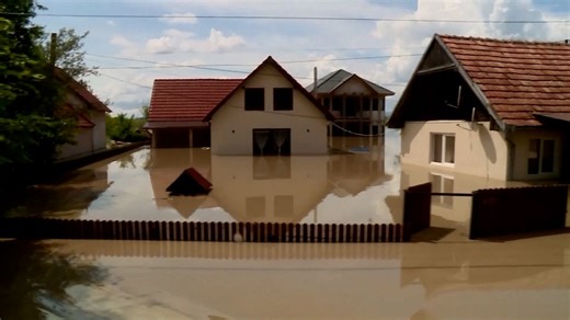 Video. Homes and crops damaged as floods spread across Romania