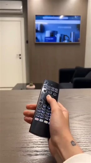 ريموت كنترول ذكي للشاشات الذكية