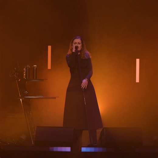 The Key Live tour starts its US and Canada leg tomorrow! Centred around the Key album, the tour marks Alison's four decades as a solo artist. Final tickets available at some venues. https://www.alisonmoyetmusic.com/tour-live-dates/ | Alison Moyet
