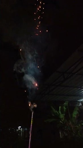 Main kembang api sama ayahku guys #kembangapi #ramadan