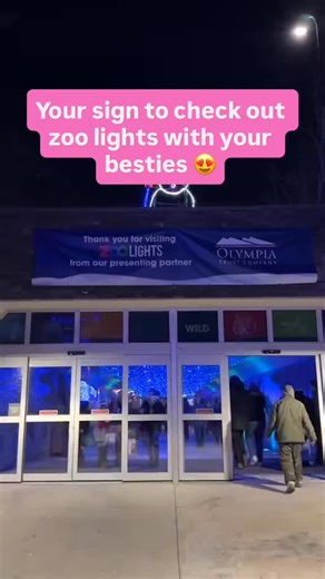 Have you been to zoo lights this year? 🥰🎄⬇️ 📍: @thecalgaryzoo | Calgary Zoo 🎥: Special thanks to @juliramirez_ for the content (Be sure to check out her amazing content) ✨ ✨Follow @whatstheplancalgary for adorable and affordable girlyplans in the City! ✨ #calgary #todocalgary #calgaryeats #datenight #yyc | Whats The Plan Calgary