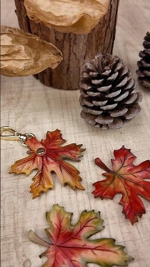 🍁 Turn Scrap Leather into a Beautiful Maple Leaf Charm! #MapleLeafCharm #LeatherDyeing #MakerAid