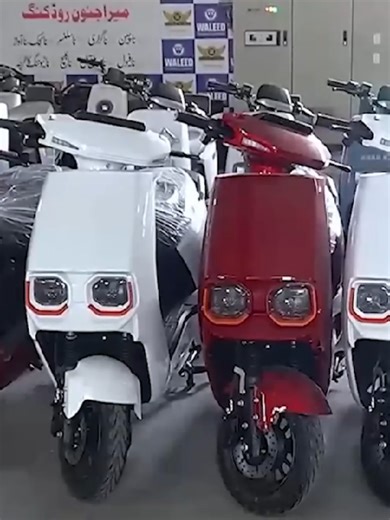 Unleash the power of choice with Roadking E-Bikes – built for every ride, every rider. From city streets to rugged trails, there's a model made just for you. Performance. Style. Sustainability. Choose your E-bike! #Roadking #RoadkingEBikes #ElectricFreedom #RideYourWay #EcoRide #UrbanExplorer #TrailBlazer #EbikeRevolution #SustainableMobility #PowerYourJourney #FutureOnWheels