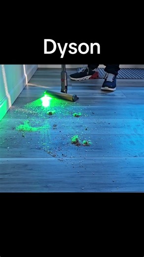 Dyson Green Light Vacuum: See the Particle Difference