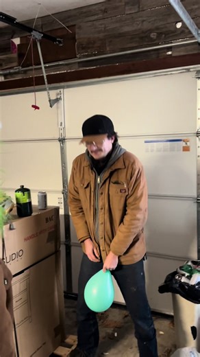 Mr Grinch kicking balloons to see if he can break them. 😏. #fyp #foryoupage