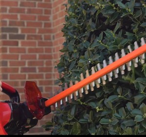 Limited time sale! 🇺🇸Our Labor Day Sale ends September 10th! 🇺🇸 DR Pulse 62 Volt Battery Yard Tools. One battery, endless possibilities. | DR Power Equipment