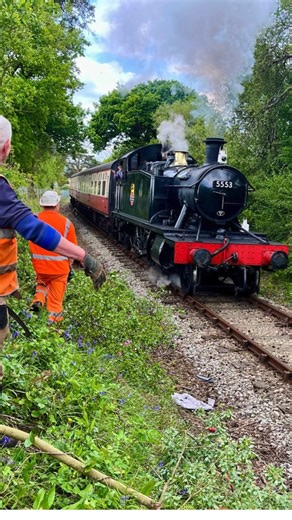 Today at the railway, our regular steam service train passes the track gang who've been busy trimming the lineside vegetation to improve the view from the train. Thank you team and everyone who came to visit this VE Day 80. Steam trains will be back on Sunday, with tickets available online and on arrival. Come and see us soon! #heritagerailway #bodmin #steamtrain #cornwalllife | Bodmin Railway