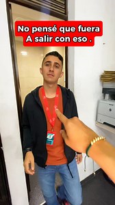 ¡Le tengo el regalo perfecto para esta navidad! 🎅 Esta es la mesa AE0097 🎼Doble bocina 🔒 Bloqueo con PIN Numérico 💡 Luz Fría/Calidad/Neutra ⚡️ Carga Inalámbrica 💲Precio por tiempo limitado: $ 679.900 Encuentra el catálogo actualizado en el enlace en el perfil. Más información con nuestras asesoras comerciales: 310 216 0160 - Dahiana 300 653 4827 - Maritza 301 343 2447 - Valery Tienda física: Cra 22 # 13-20 en la ciudad de Bogotá | Tecnología Mayorista