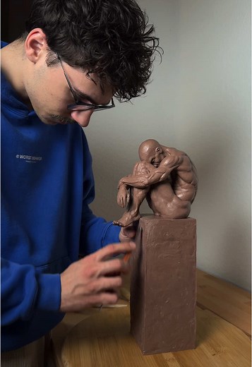 sculpted.space (@tim_mehr) - For this sculpture, I envision a simple base—one that quietly allows the figure to speak for itself. In the next phases, I’ll create a mold and transform the piece into a more permanent sculpture, exploring a variety of materials to bring out new textures and expressions. #claysculpting #sculpting #claysculpture #clayart #clay #sculpture