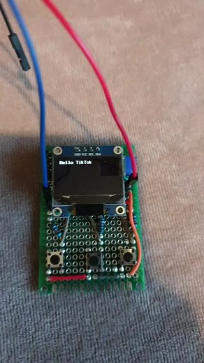 Using an highlighter to CHEAT #elektronic #arduino #attiny85 #ssd1306 #buttons #diy #diyproject #electric #electronics #electrician #elektronica #code #lifehack #school #cheating #engineering #robot #robots