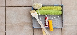 How to Change the Cover on a Paint Roller | DoItYourself.com