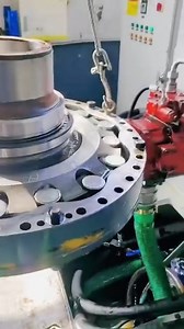 Hagglunds Motor Internal Structure! #mechanic #mechanicjames #automotive #repair #restoration #viral #shorts #reels | Mechanic James Team