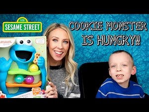 COOKIE MONSTER IS HUNGRY! Fun Kids Learning Playtime With Sesame Street Toy! Colors & Numbers Vide