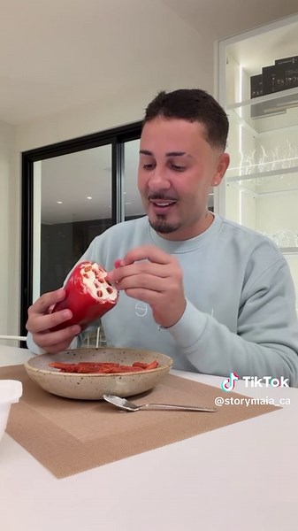 Pimentão Recheado com Cream Cheese e Takis