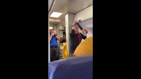 US flight attendant delights passengers with 'Fresh Prince of Belair' freestyle rap during safety announcement