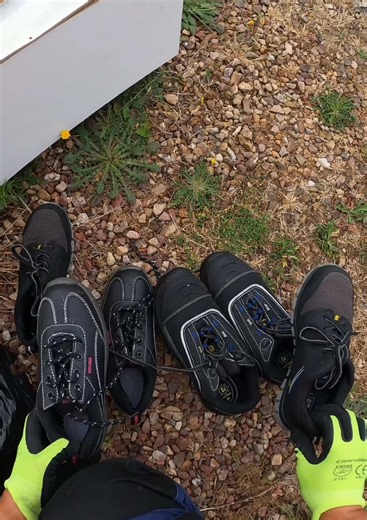 Safety Tips for Dumpster Diving in Australia