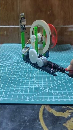 Amazing DIY Motor Generator electric #tech #diyprojects #youtubeshorts #tech #diy #motorbuilding
