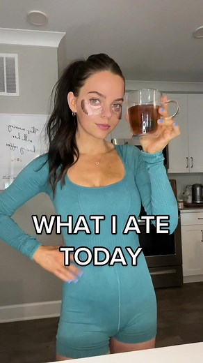 what i ate today to fuel my body! ✨let me know if theres a recipe you want to see from todays meals 💛#wellnessjourney #healing #healthyrecipes