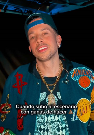 Parece chiste pero es anécdota! Anoche en el concierto de @J Balvin en Bogotá