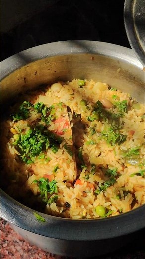Masale bhaat| authentic traditional Maharashtrian style masale bhaat recipe video #food #masalebhaat