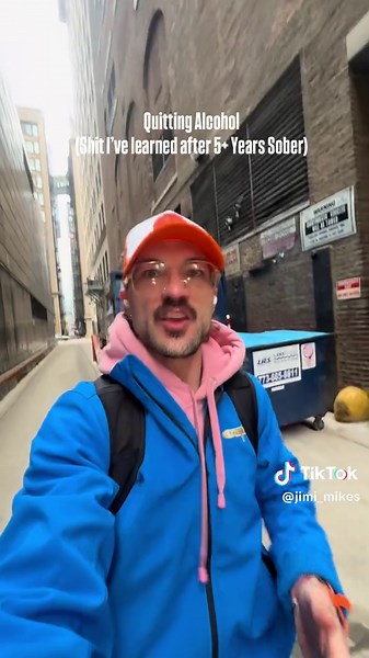 Quitting anything is hard when you surround yourself with people that don’t support your journey. But I’ve found that most things worth doing, usually are. You can quit if you REALLY want to. You just have to want it bad enough. Peace ✌🏼 #chicago #sober #growth #protectyourpeace