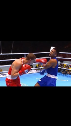 Shocking Knockdown Moment! 🇵🇭 Eumir Marcial vs 🇷🇺 Gleb Bakshi#boxing #shorts #boxinghighlights