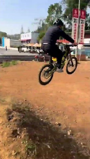 New 2025 Surron Light Bee X NEW(8kW) VS OLD(6kW) – What’s Changed? #surron #lbx #lightbee #ebike