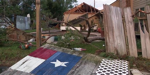 More than 100 homes damaged by tornado near Houston