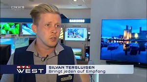 4.4K views · 15 reactions | DVB-T ADE - DVB-T2 IST JETZT DER NEUE SCHREI Ab dem 29. März 2017 gibt es HD-Fernsehen über die Antenne. Dafür wird das bisherige DVB-T-Signal abgeschaltet und durch DVB-T2 HD ersetzt. Wer Fernsehen über Kabel, Internet oder Satellit hat, der braucht nichts tun. Wie die Umstellung funktioniert und was ihr tun müssen, erfahrt ihr hier: | RTL WEST | Facebook