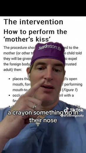 #greenscreen the mother‘s kiss is a procedure to dislodge a foreign body that’s in the nose. It works about 60% of the time. Otherwise, you need to come to your doctor or emergency room to get it out. #children #childhood #parents #parentsoftiktok #fyp #moms #mom #momsoftiktok #kiss