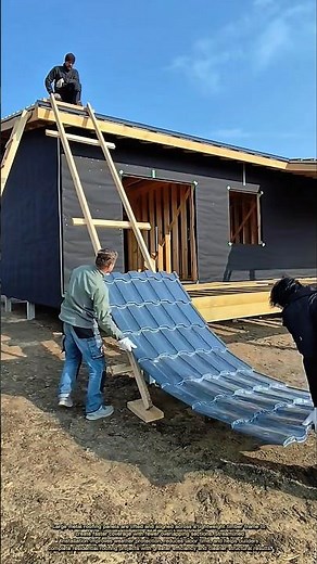 Builders Installed an Entire Metal Roof Faster Than Most Crews Believe