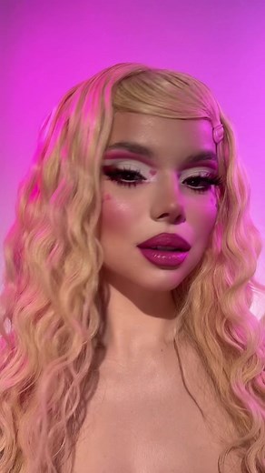 Anastasia (@anastasile)’s videos with оригинальный звук - realize.studio