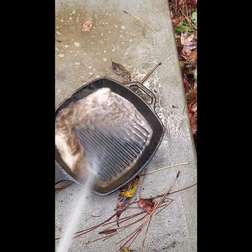 Cast Iron Pan cleaned and renewed