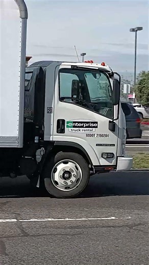 Enterprise Isuzu box truck