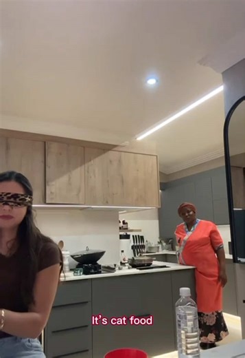 Blindfold Food Challenge: Hilarious Fail Moments