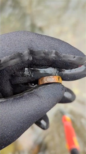 Memories in the streams...#mudlarking #riverfinds #treasurehunting