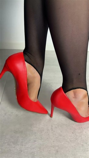 High Heels and Designed Pantyhose #heels #highheels #pantyhose