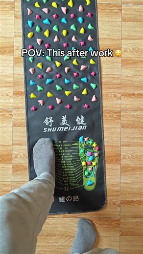 This Acupressure Foot Mat Became My Favorite After-Work Ritual 😌