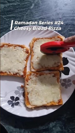 Ultimate Cheesy Pizza Recipe – Gooey & Irresistible! 🧀🔥