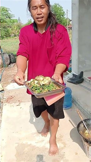 นึกว่าลุงตักให้ เสียความรู้สึกอุตส่าห์มานั่งรอตั้งนาน😤