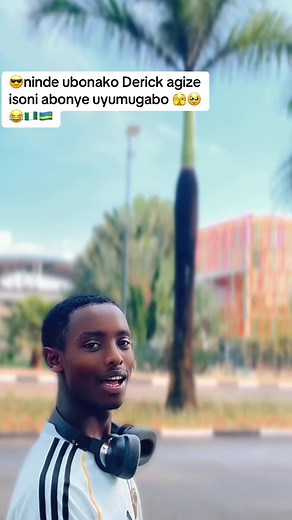 Derick yatumye umufana agira isoni — video isekeje ya Rwanda/Nigeria