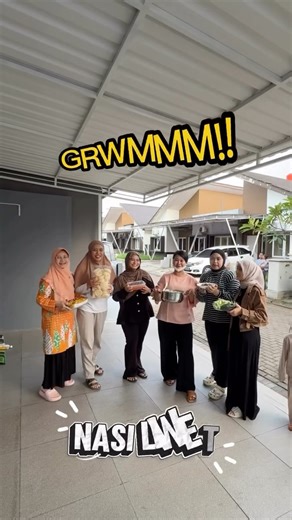 Hal on Instagram: "Munggahan core. 🌿🥘 Menu hari ini: Nasi liwet, ikan asin, lalapan, & sambel korek yang pedesnya nggak ngotak. Plus side dish paling favorit: ngobrol tipis-tipis sampe magrib karena acaranya kesorean! 🤣😭 Cewek itu selalu sepi kalau lagi fokus makan 🤣 Definisi bahagia itu sederhana: makan beralas daun pisang & rebutan kerupuk Terus mereka pada nambah 🫵🫵🫵 diet mulai besok Persiapan lambung sebelum puasa dimulai! 🫶✨ #grwm #Ramadhan2026 #Liwetan #Munggahan #vibesramadhan"