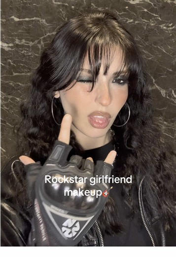 Rockstar Girlfriend Makeup Tutorial for Stunning Looks